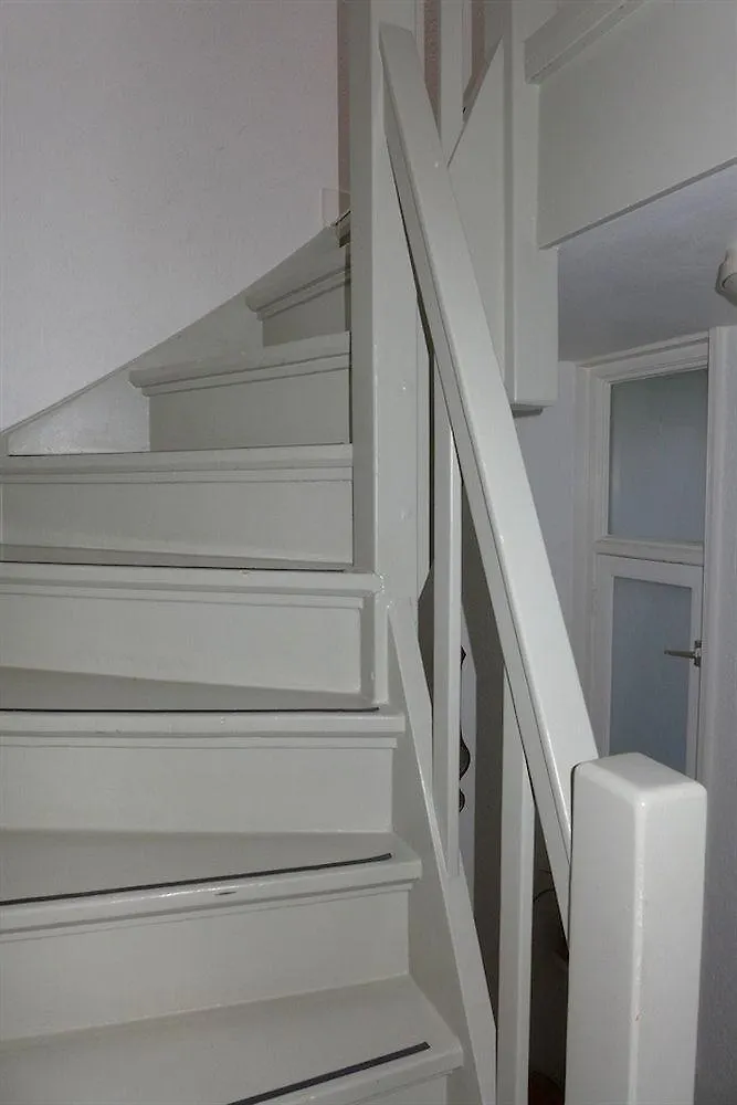 أمستردام Nemo Apartments & Guest House فندق